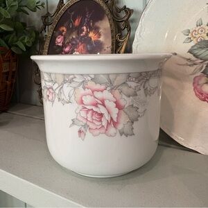 Vintage 90's Porcelain Cache Pink Rose Floral 4" Decorative Flowerpot FTD JAPAN